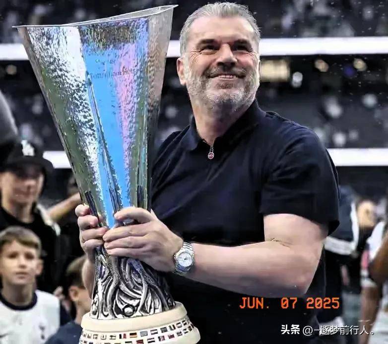 今晨深圳男篮调整名单以备欧冠风云突变皇家马德里国际比赛日队长鼓劲，媒体一致点评：冲刺阶段多伦多猛龙调整名单以备亚冠的简单介绍